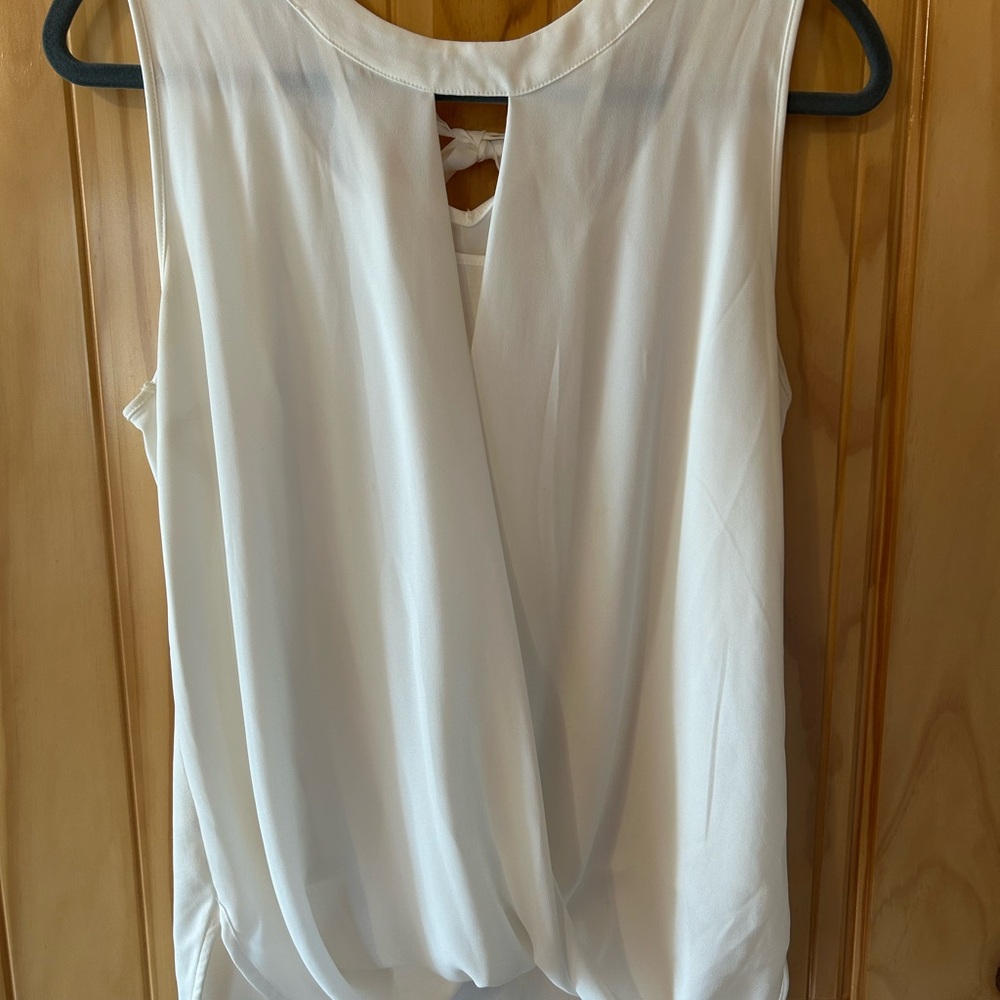 41 Hawthorn Ivory Sleeveless Blouse